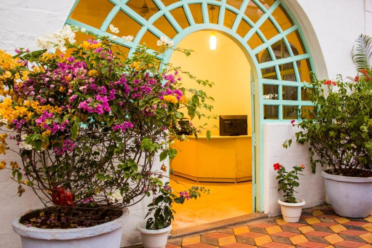 Hotel Turquoiise House Morjim Esterno foto